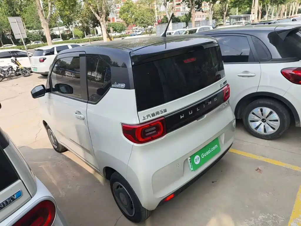 Wuling MINIEV — миниатюра 5
