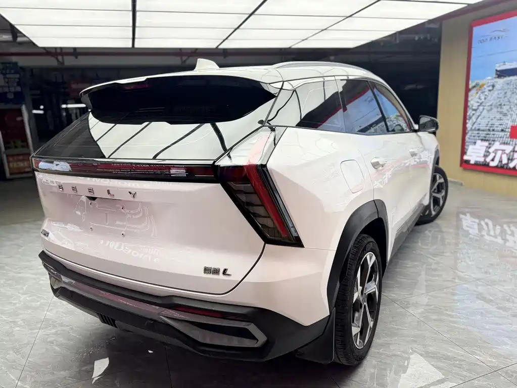 Geely Boyue L — миниатюра 5