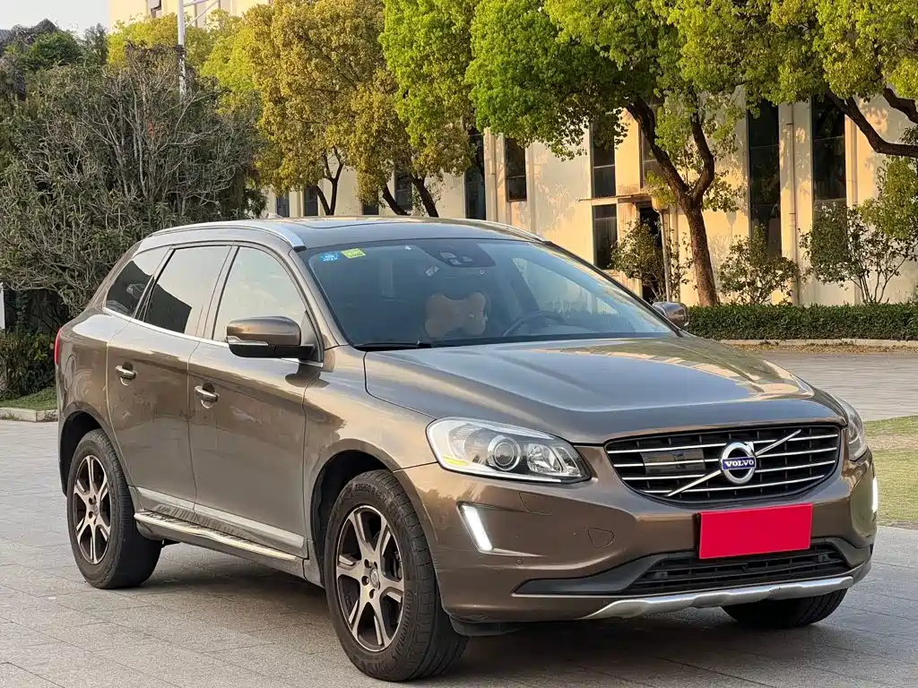 Volvo XC60 (Import) — миниатюра 3