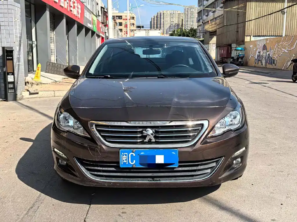 PEUGEOT 408