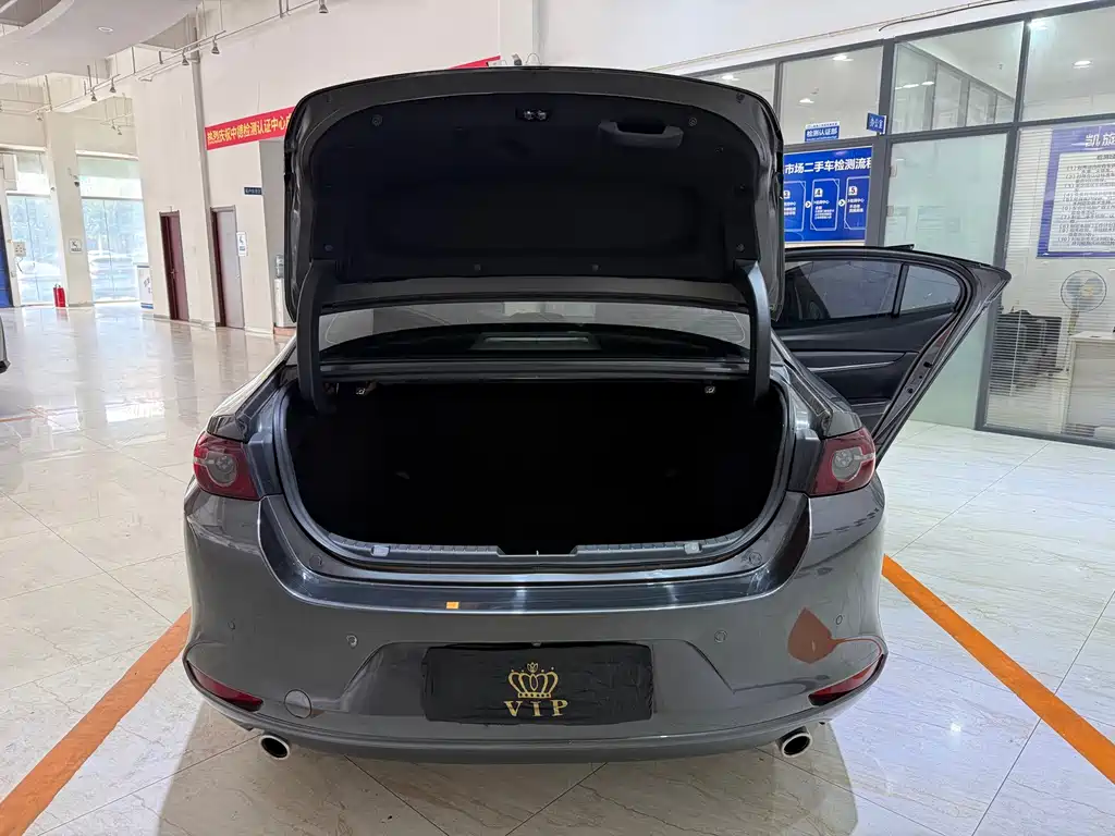 Mazda 3 Axela — миниатюра 8