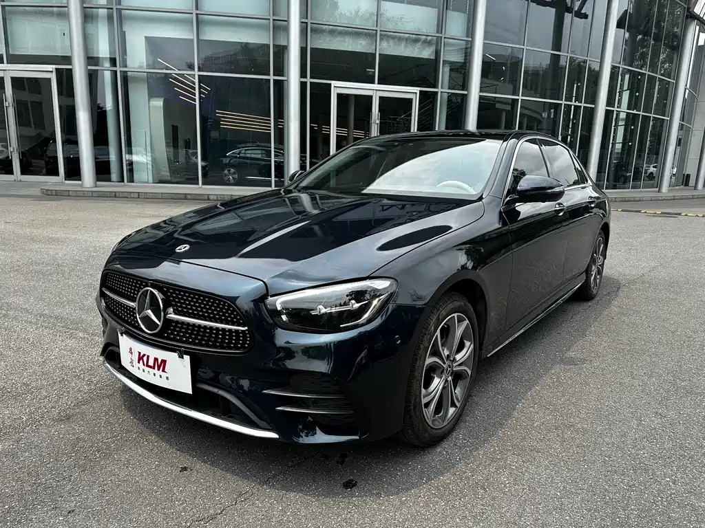 Mercedes-Benz E-Class 2023