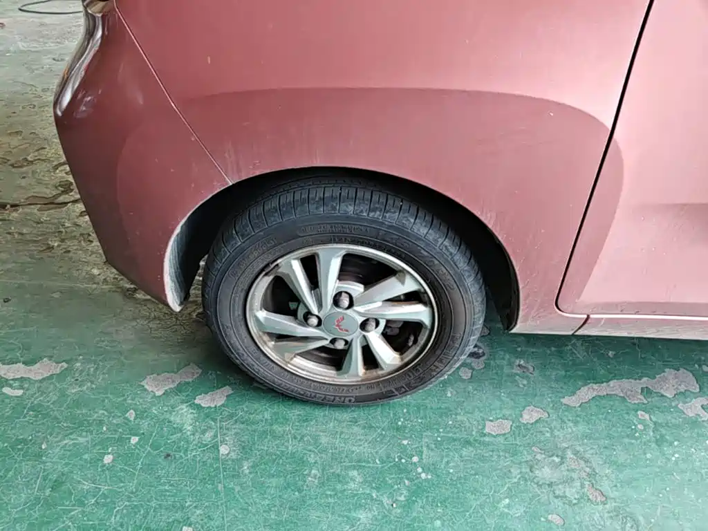 Wuling MINIEV — миниатюра 23