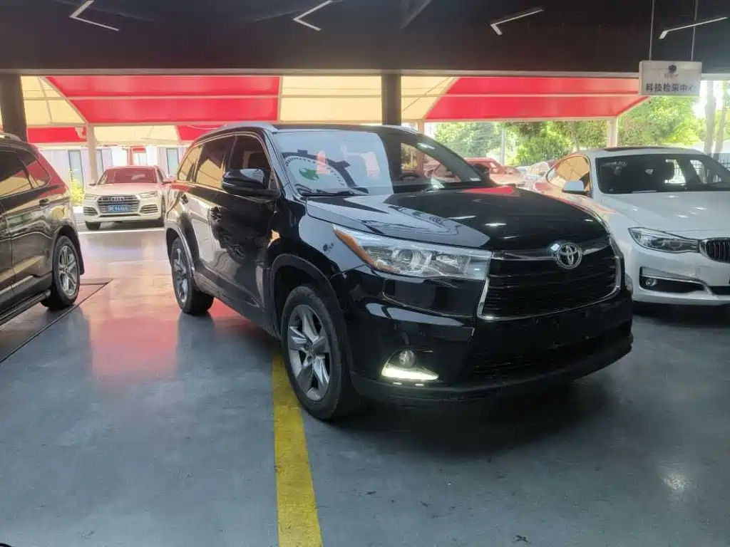 Toyota Highlander — миниатюра 3