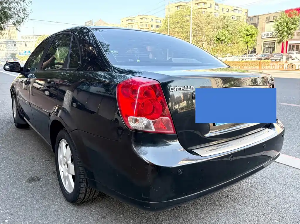 Buick Excelle — миниатюра 3