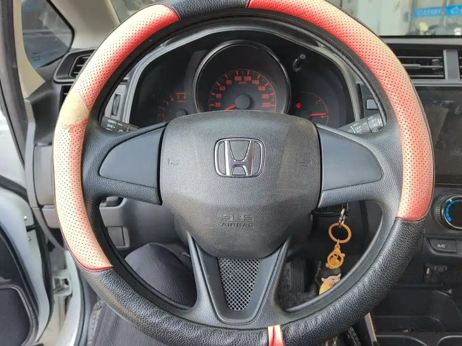 Honda Fit — миниатюра 15