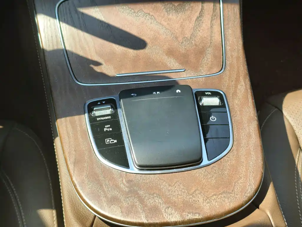 Mercedes-Benz E-Class New Energy — миниатюра 10