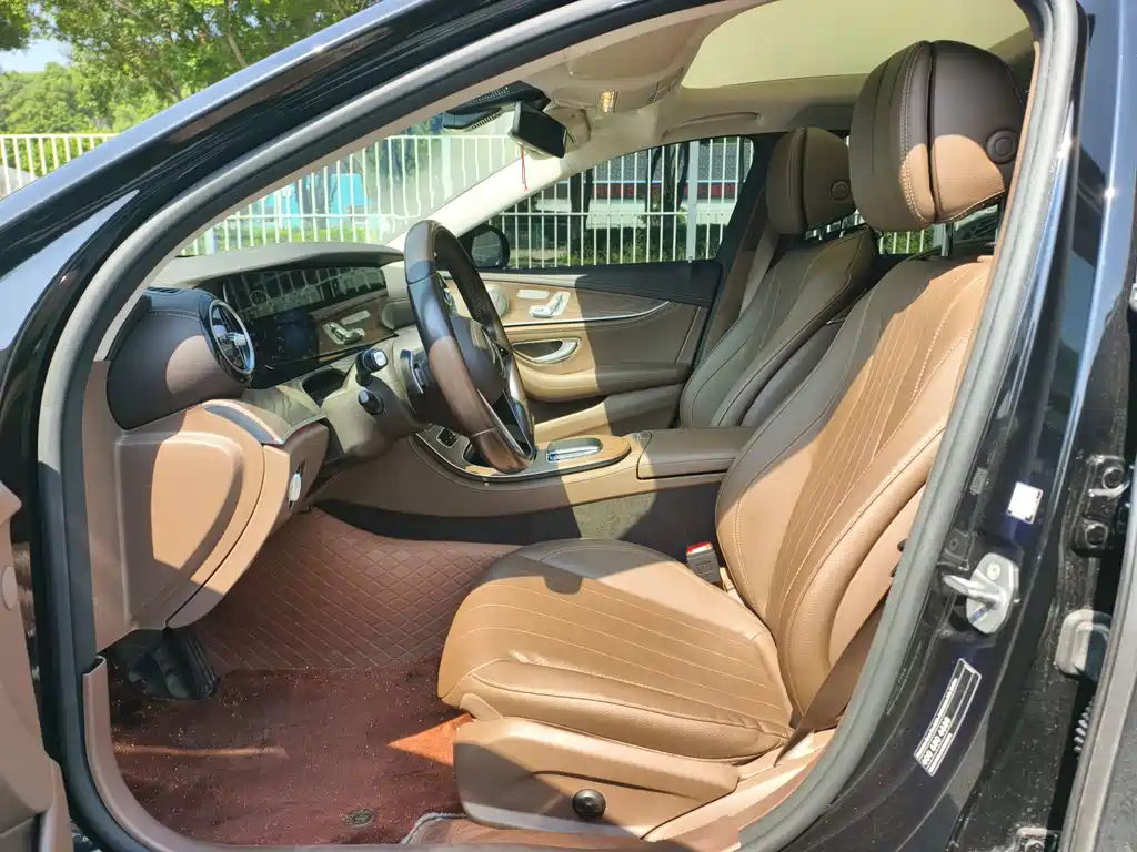 Mercedes-Benz E-Class New Energy — миниатюра 6