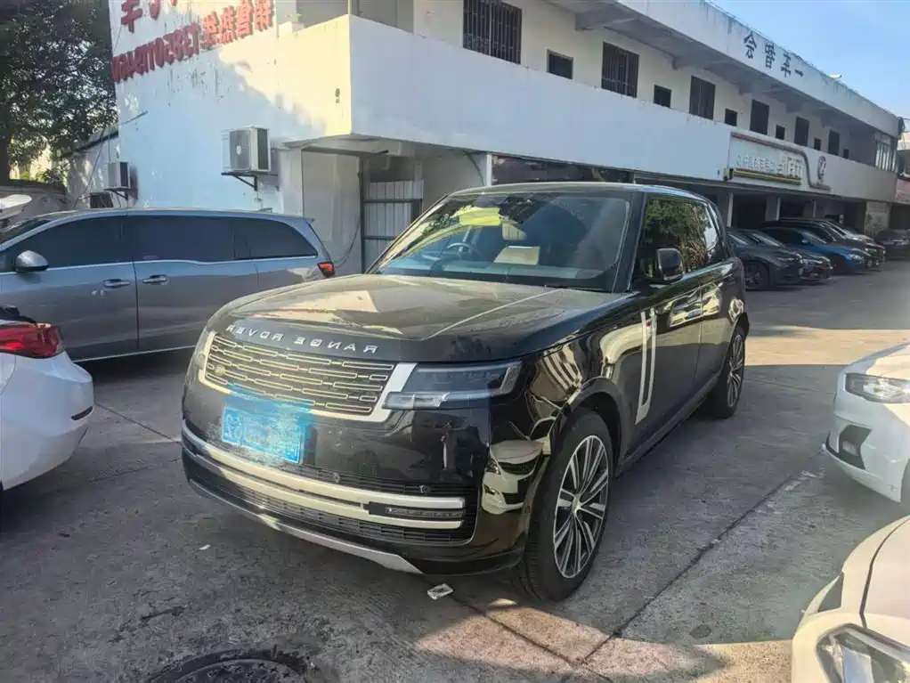 Land Rover Range Rover 2025 3.0 L6 400PS Long Wheelbase