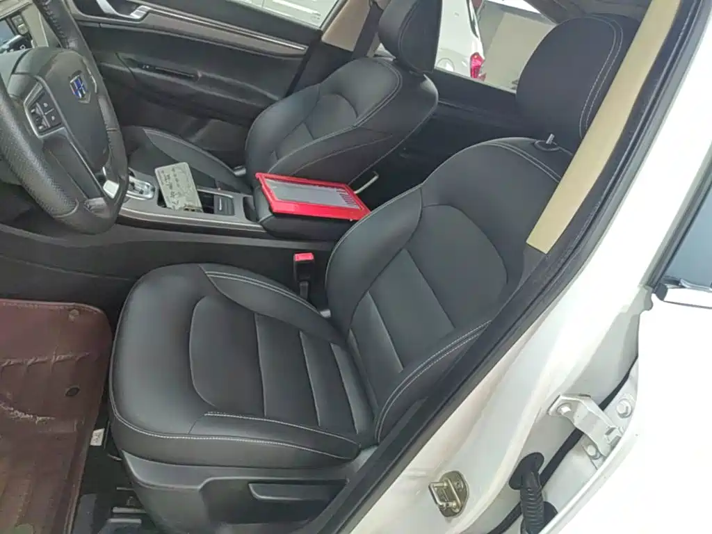 Geely Emgrand GS — миниатюра 15