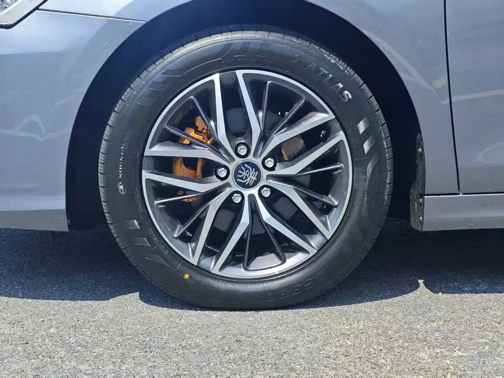 BYD Qin PLUS — миниатюра 5