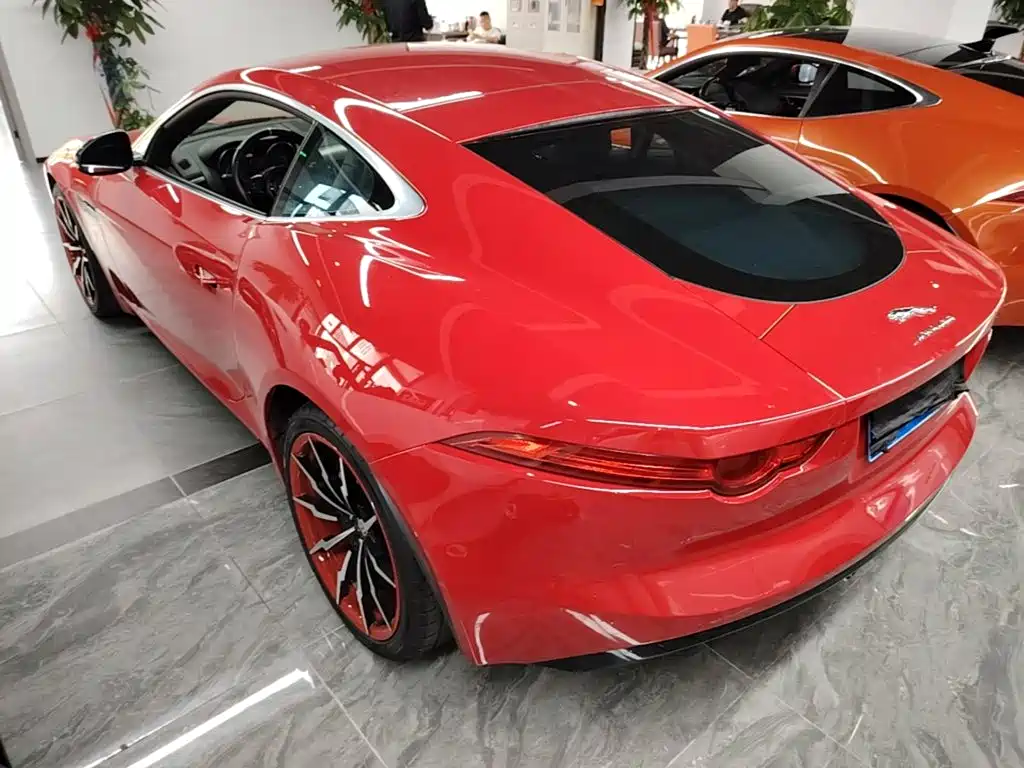 Jaguar F-TYPE — миниатюра 5