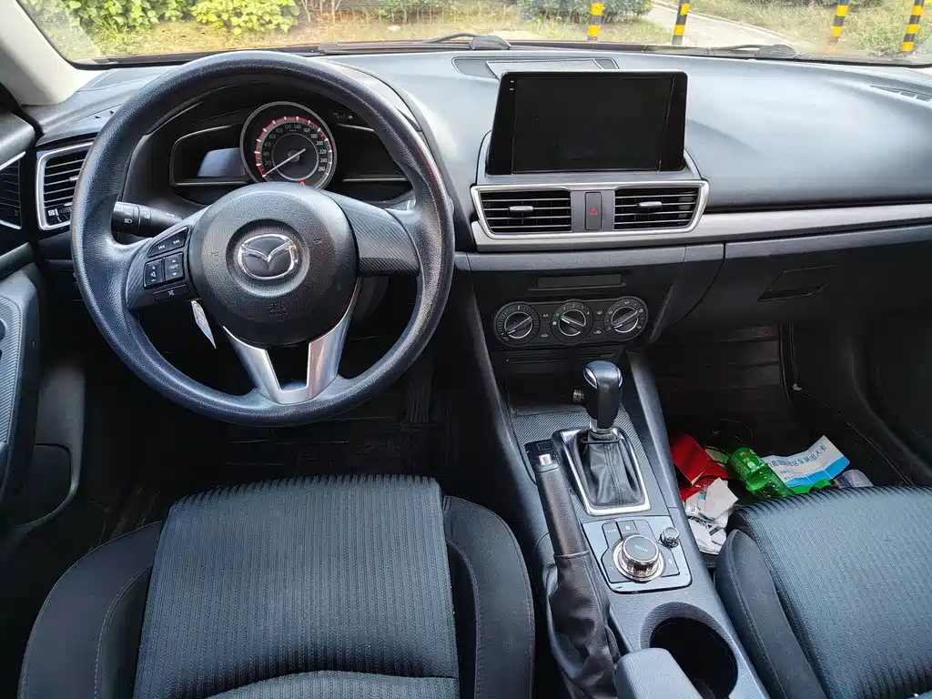 Mazda 3 Axela — миниатюра 5