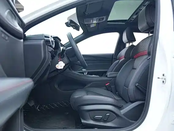 MG MG5 300TGI Global Flagship Edition, фото 8