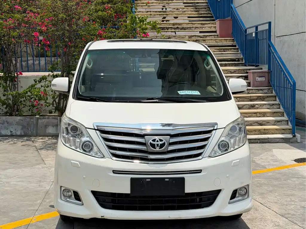 Toyota Alphard 2012 3.5L Luxury