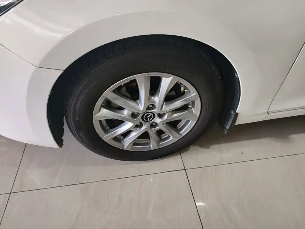 Mazda 3 Axela — миниатюра 23