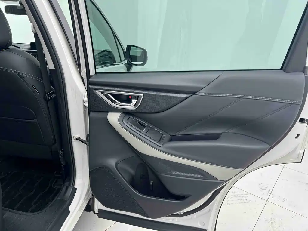 Subaru Forester — миниатюра 13