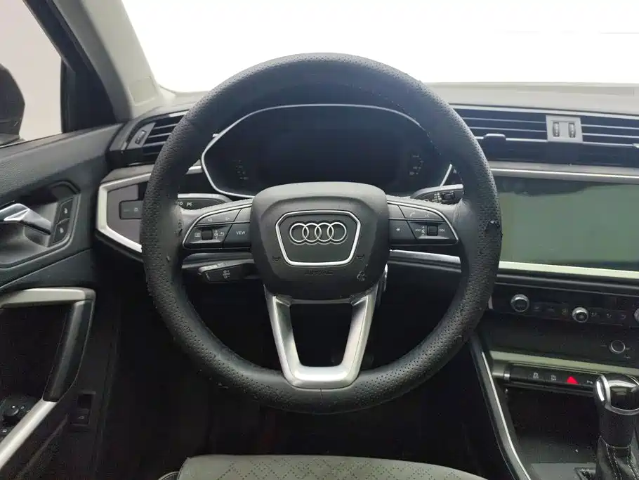 Audi Q3 — миниатюра 14