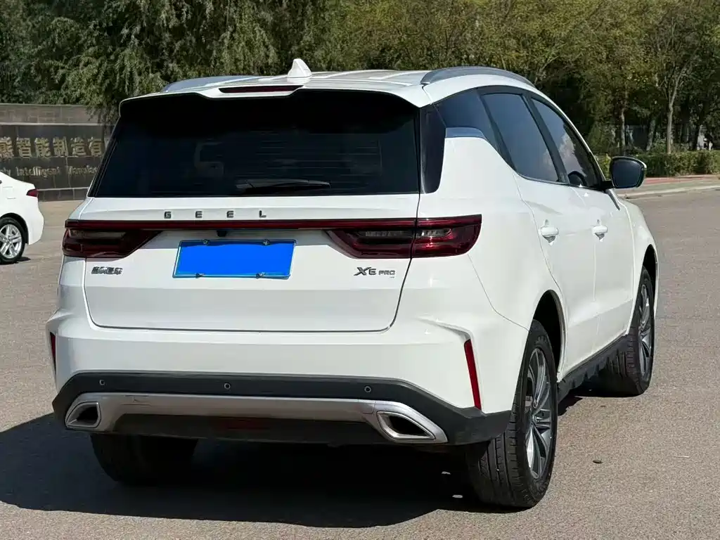 Geely Vision X6 — миниатюра 7