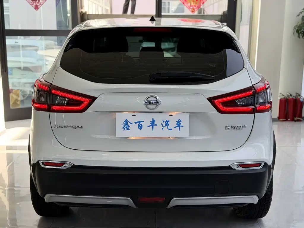 Nissan Qashqai — миниатюра 9