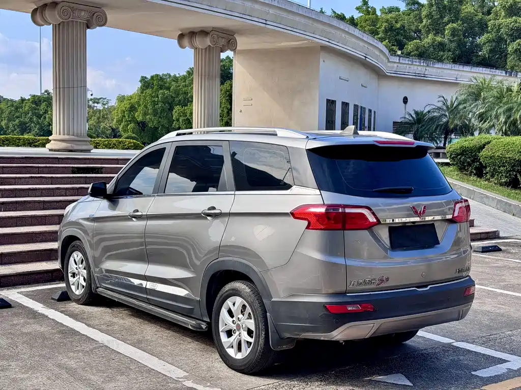 Wuling Hongguang S3 — миниатюра 11