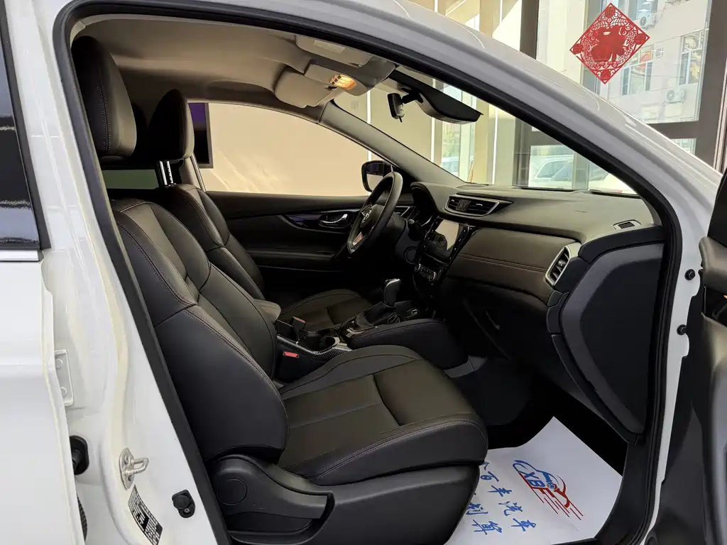 Nissan Qashqai — миниатюра 6