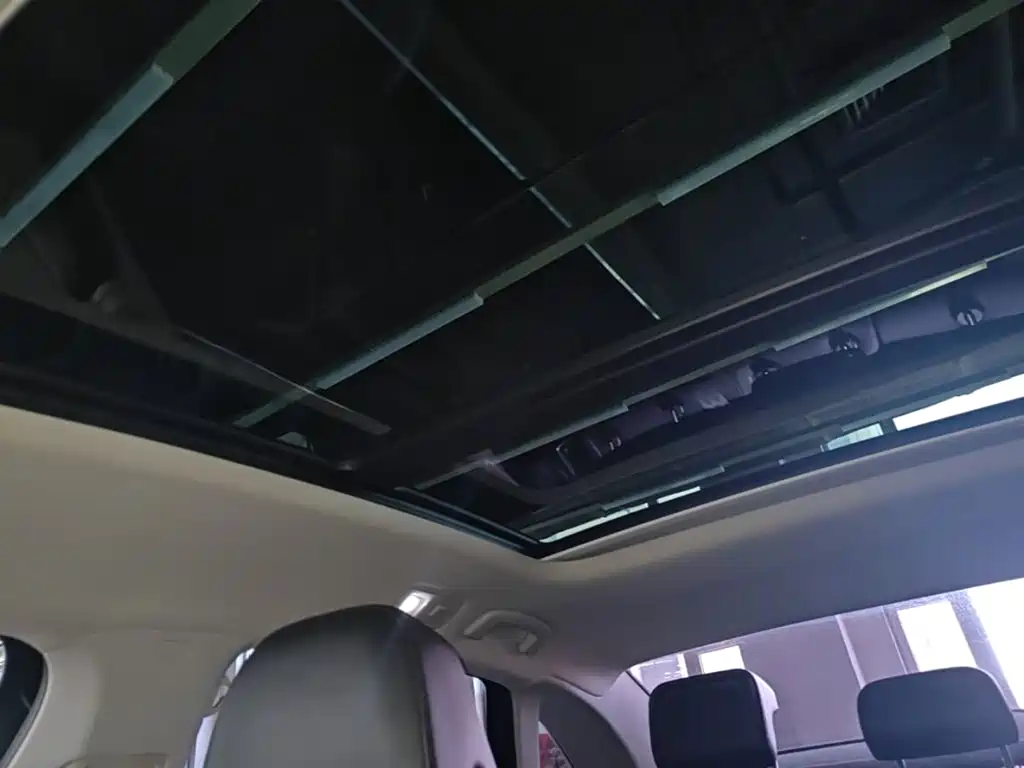 Volkswagen Sagitar — миниатюра 18