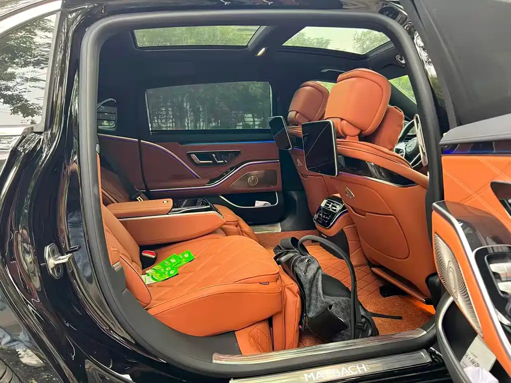 Mercedes-Benz S-Class — миниатюра 7