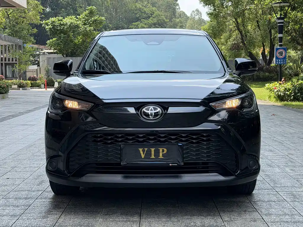 Toyota Frontlander — миниатюра 2