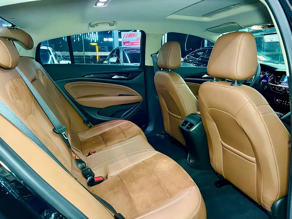 Buick Regal — миниатюра 11