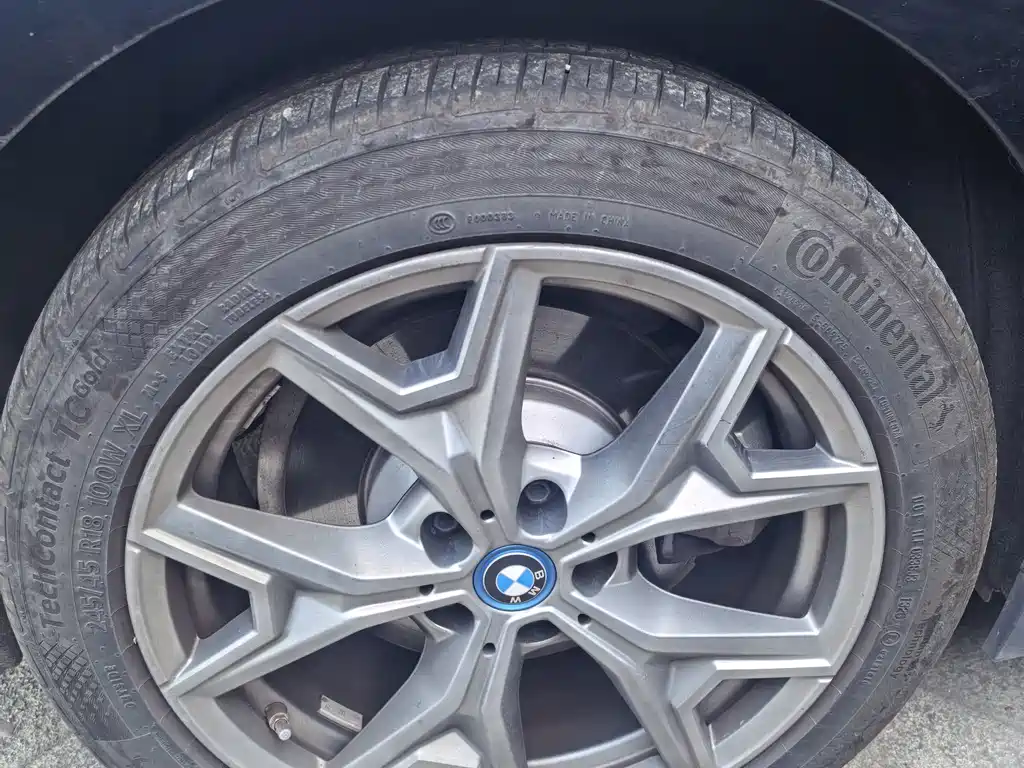 BMW i3 — миниатюра 14