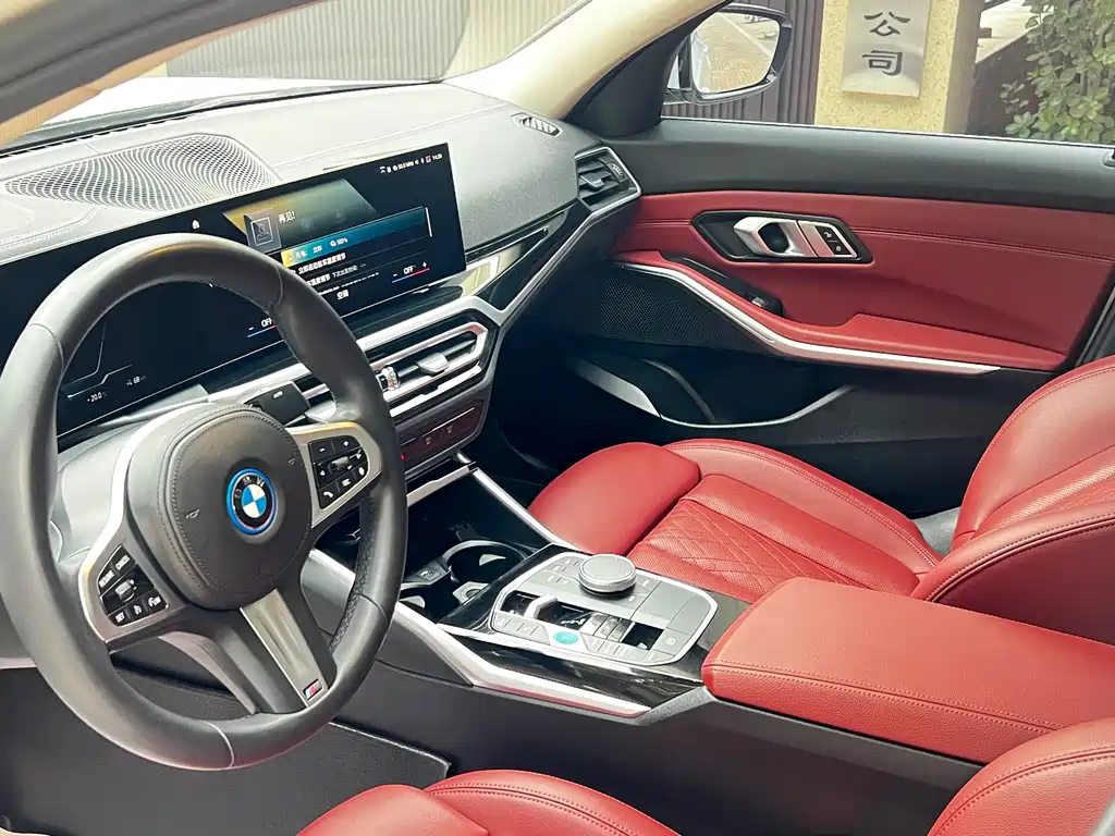 BMW i3 — миниатюра 13