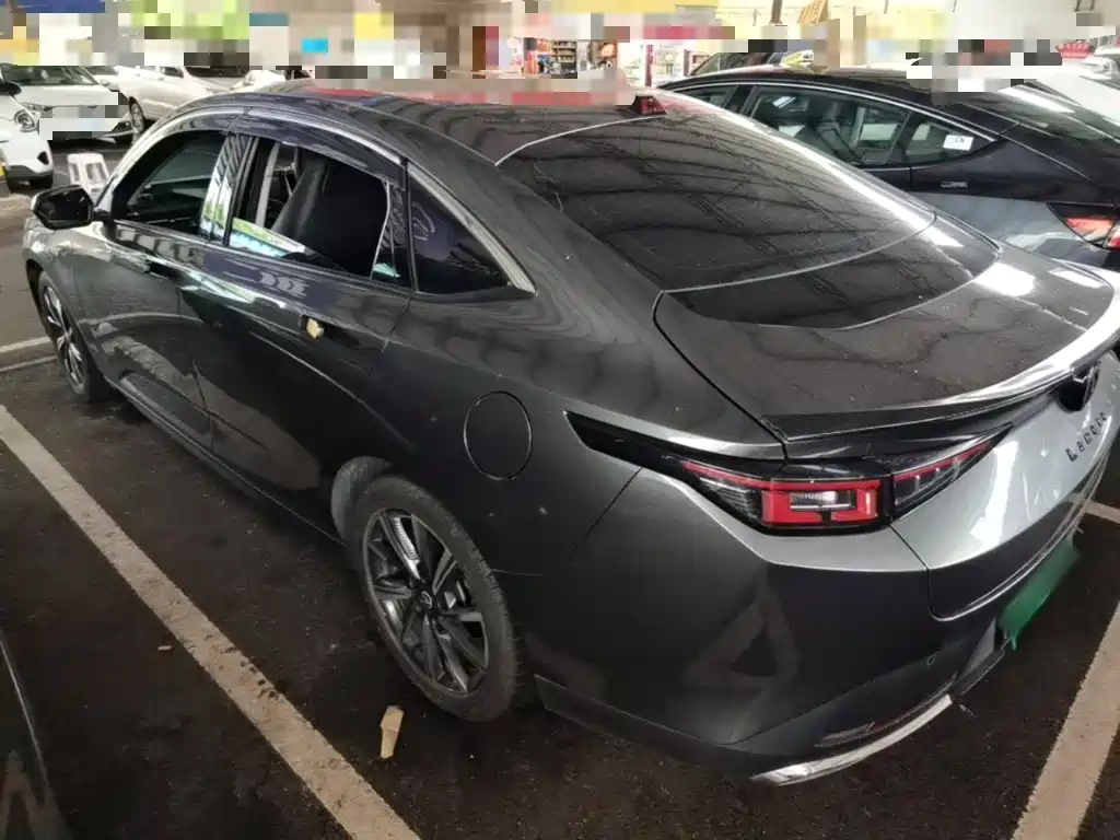 Changan Yida — миниатюра 5
