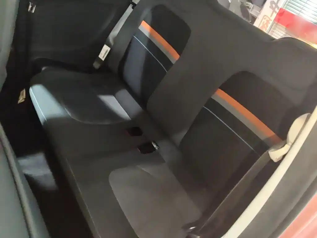 Wuling MINIEV — миниатюра 17