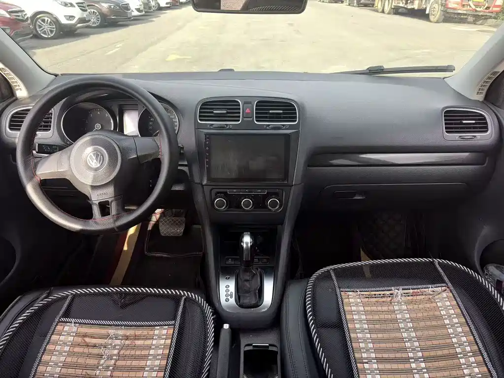 Volkswagen Golf — миниатюра 4