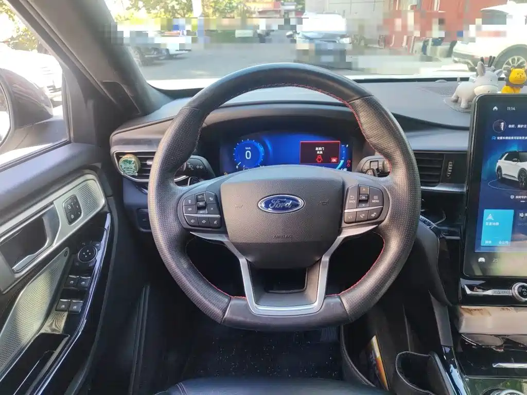 Ford Explorer — миниатюра 11