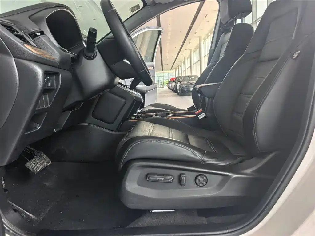 Honda CR-V — миниатюра 6