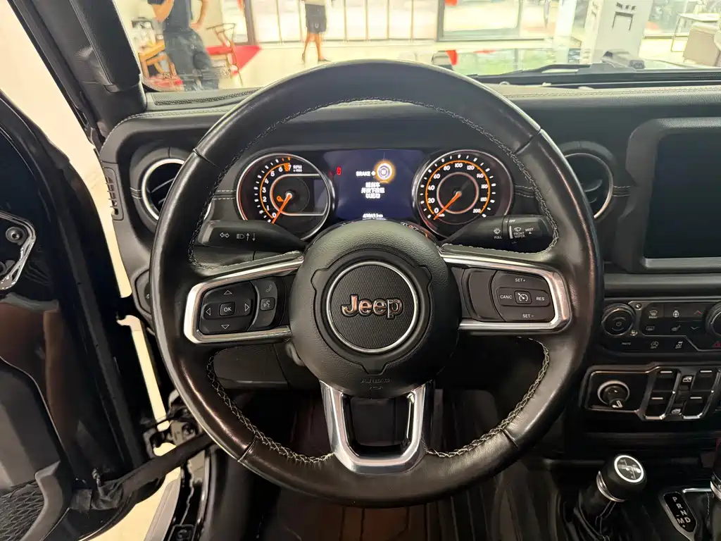 Jeep Gladiator — миниатюра 4