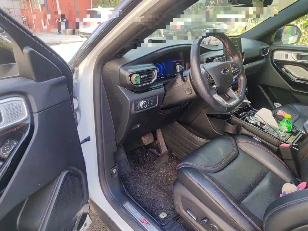 Ford Explorer — миниатюра 17