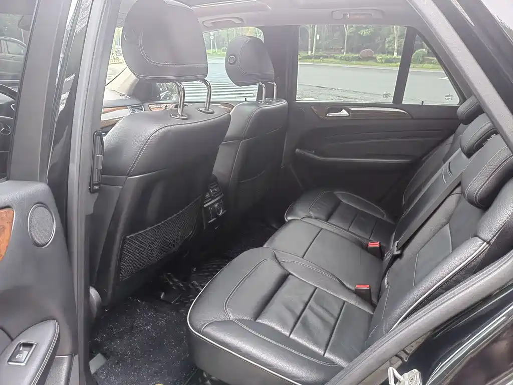 Mercedes-Benz M 2012 ML 350 Luxury