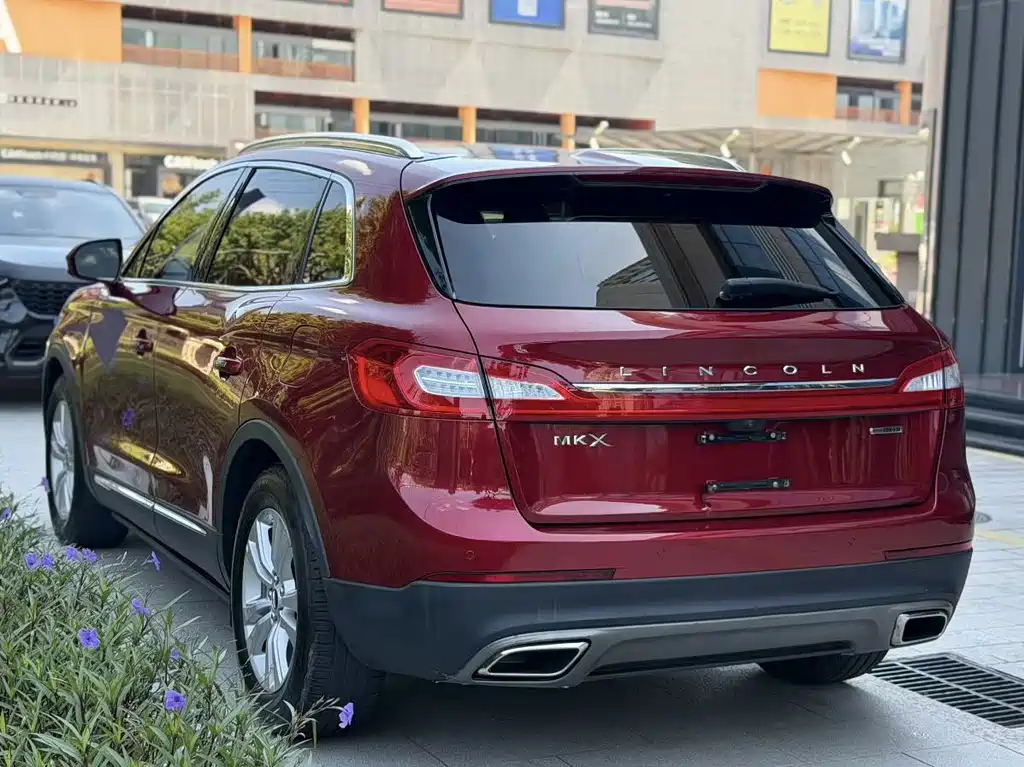 Lincoln MKX — миниатюра 4