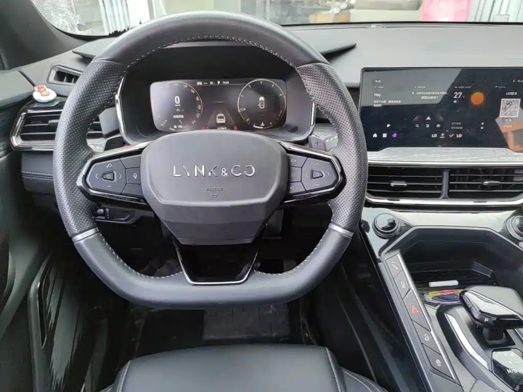 Lynk & Co 06 — миниатюра 11