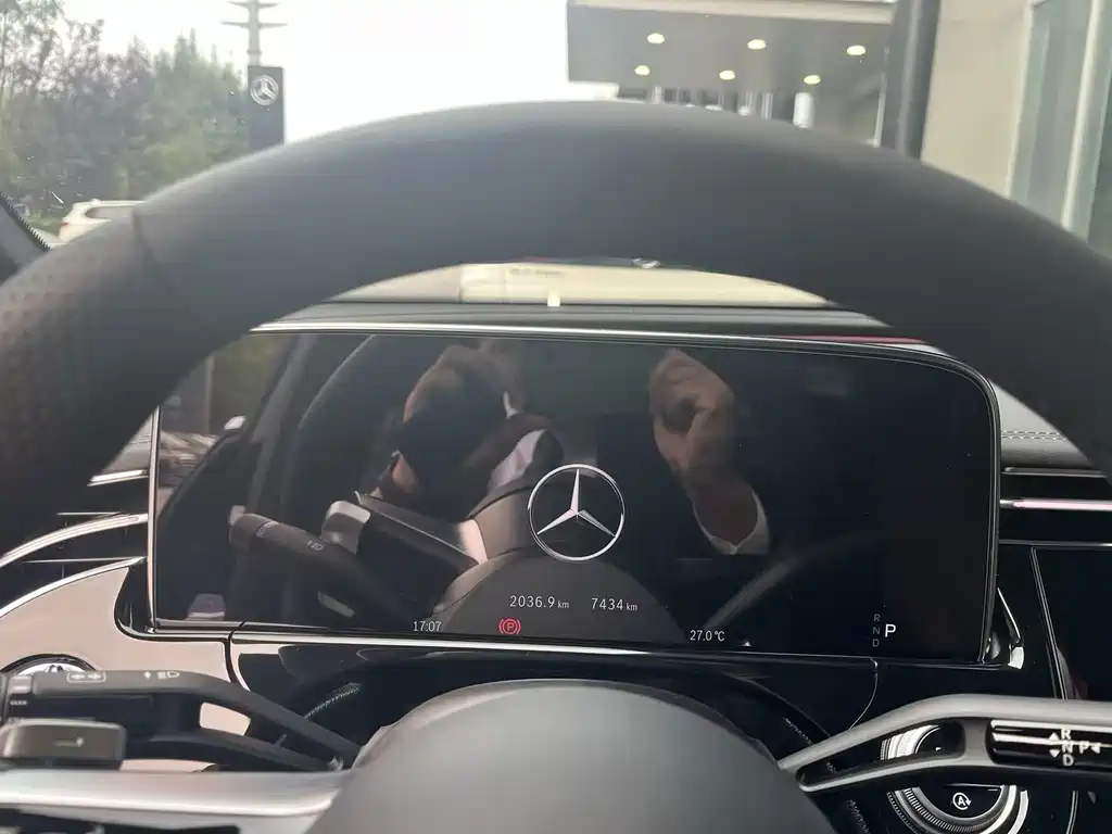 Mercedes-Benz E-Class E 2026 E 300 L Luxury