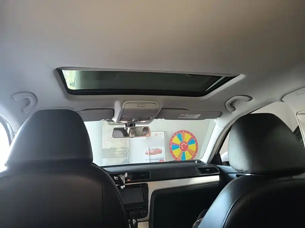 Volkswagen Passat — миниатюра 18