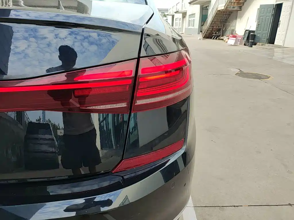 Volkswagen Passat — миниатюра 8