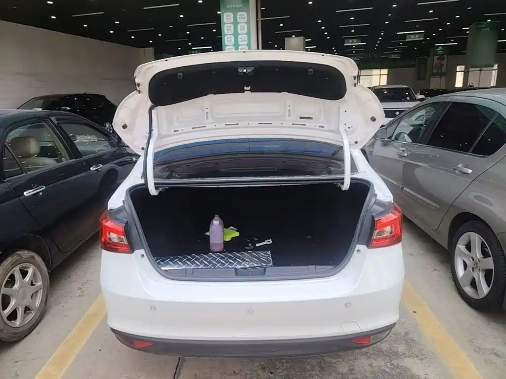 Chery Arrizo 5 — миниатюра 19