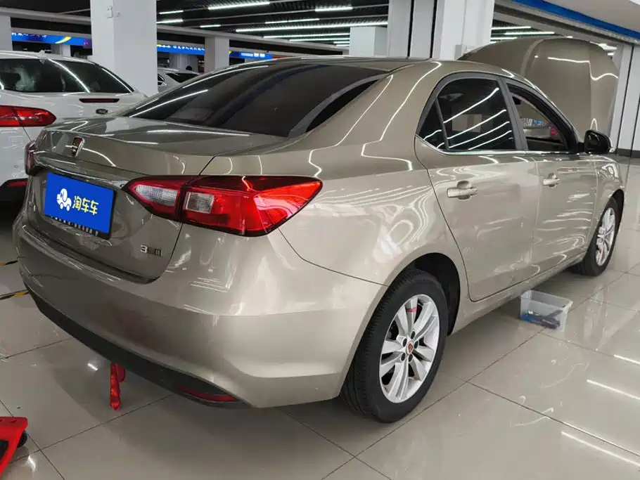 Roewe 360 — миниатюра 3