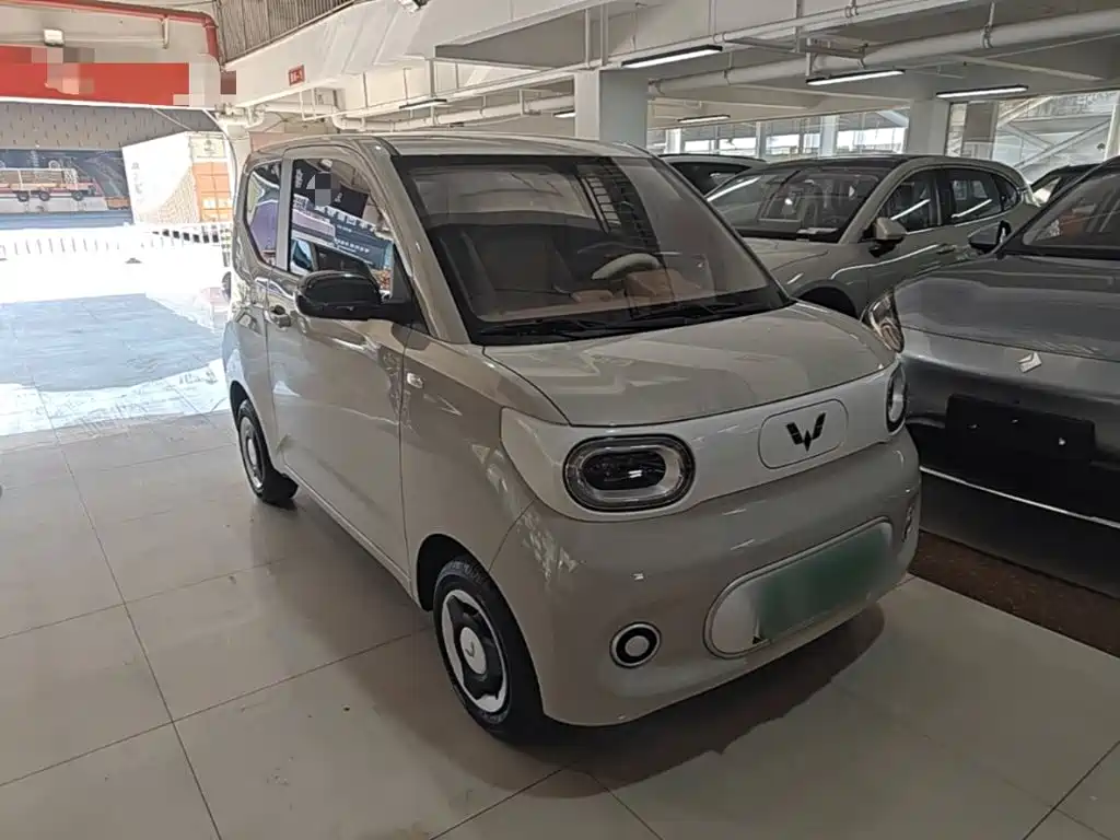 Wuling MINIEV — миниатюра 4