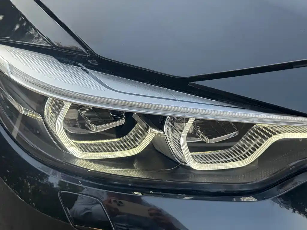 BMW M4 — миниатюра 20