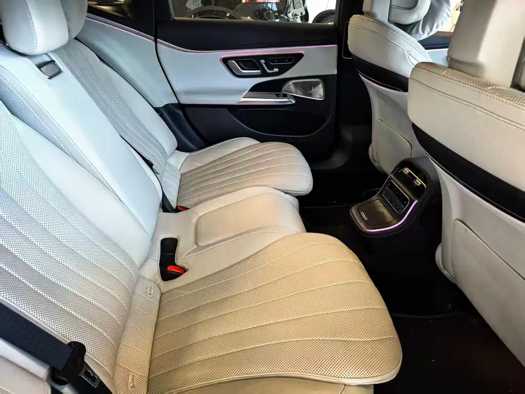 Mercedes-Benz E-Class E 2024 E 300 L Luxury